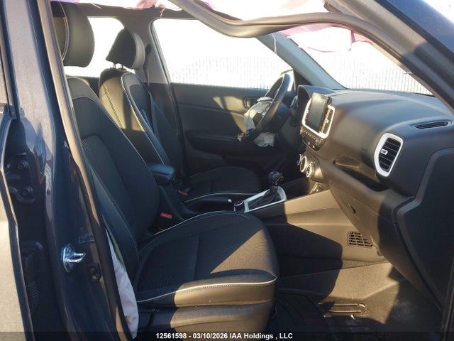 2025 Hyundai Venue Ultimate W/black Interior (ivt) მანქანა იყიდება აუქციონზე, vin: KMHRC8A36SU360211, აუქციონის ნომერი: 12561598