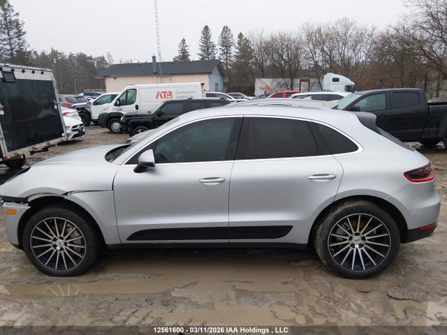 Porsche MACAN S 2015 WP1AB2A58FLB53378 Image 14
