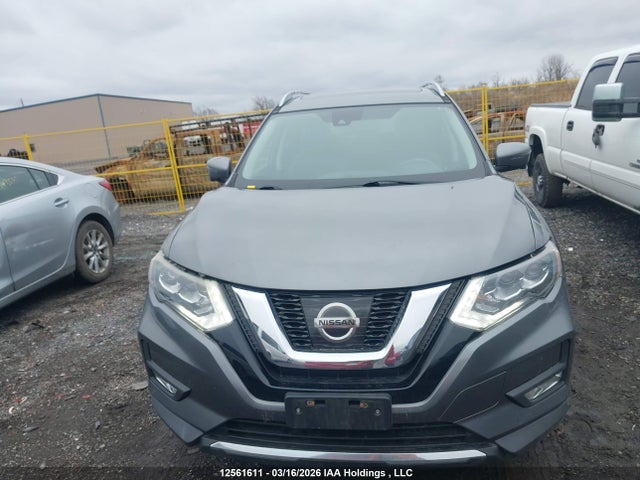 5N1AT2MVXHC740562 Nissan Rogue S/sl Platinum/sv