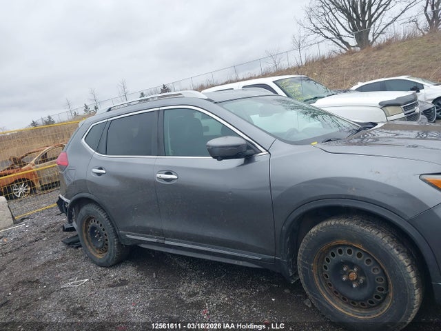 5N1AT2MVXHC740562 Nissan Rogue S/sl Platinum/sv