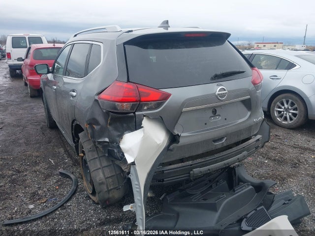 5N1AT2MVXHC740562 Nissan Rogue S/sl Platinum/sv