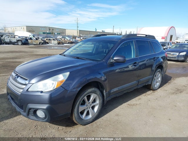 2014 Subaru Outback 2.5i Premium მანქანა იყიდება აუქციონზე, vin: 4S4BRGDC3E3215708, აუქციონის ნომერი: 12561612