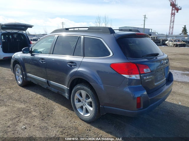 2014 Subaru Outback 2.5i Premium მანქანა იყიდება აუქციონზე, vin: 4S4BRGDC3E3215708, აუქციონის ნომერი: 12561612