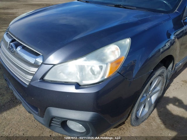 2014 Subaru Outback 2.5i Premium მანქანა იყიდება აუქციონზე, vin: 4S4BRGDC3E3215708, აუქციონის ნომერი: 12561612