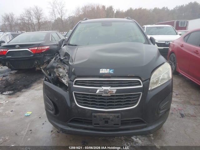 3GNCJRSBXFL141755 Chevrolet TRAX 1LT