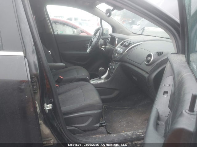 3GNCJRSBXFL141755 Chevrolet TRAX 1LT