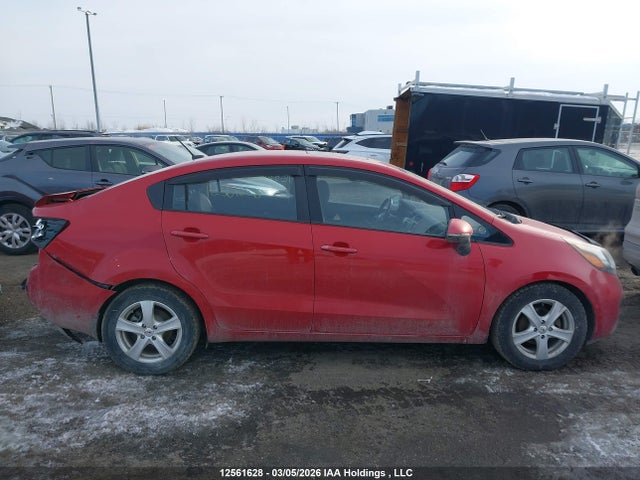 12561628 :رقم المزاد ، KNADN4A34E6347190 vin ، 2014 Kia Rio مزاد بيع