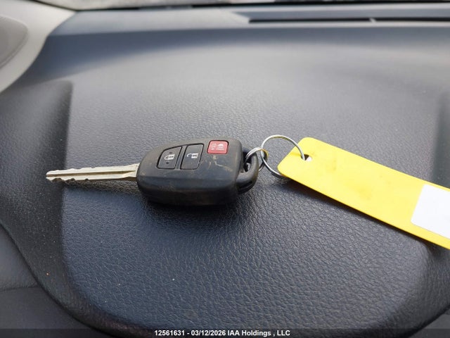 12561631 :رقم المزاد ، VNKKTUD34JA089960 vin ، 2018 Toyota Yaris L/le/se مزاد بيع