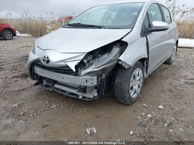 12561631 :رقم المزاد ، VNKKTUD34JA089960 vin ، 2018 Toyota Yaris L/le/se مزاد بيع