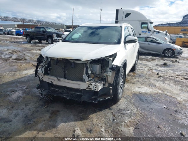 12561636 :رقم المزاد ، 5TDJZRFH9KS564483 vin ، 2019 Toyota Highlander مزاد بيع