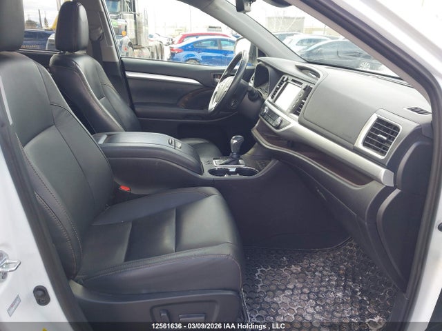 12561636 :رقم المزاد ، 5TDJZRFH9KS564483 vin ، 2019 Toyota Highlander مزاد بيع