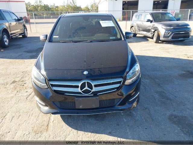2015 Mercedes-benz B 250 Sports Tourer მანქანა იყიდება აუქციონზე, vin: WDDMH4EB5FJ317020, აუქციონის ნომერი: 12561651
