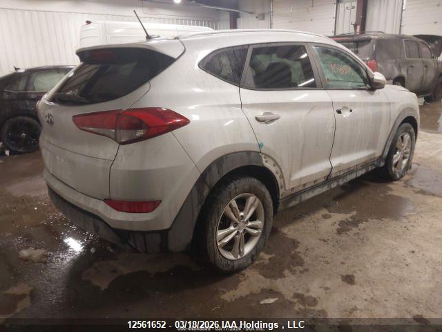 KM8J33A40GU177421 Hyundai Tucson Premium