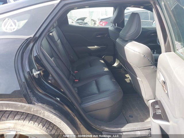 JTDAAAAF7S3032598 Toyota Crown Limited