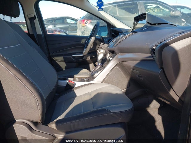 1FMCU9GXXFUC50903 Ford ESCAPE SE