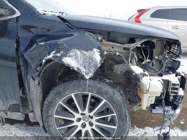 Aukcja sprzedaży 2014 Toyota Highlander Xle, vin: 5TDJKRFH7ES038121, numer aukcji: 12561781