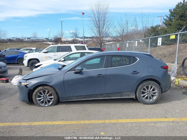 Aukcja sprzedaży 2022 Mazda Mazda3 Gs, vin: JM1BPBLL9N1504182, numer aukcji: 12561796
