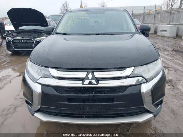 Продаж на аукціоні авто 2016 Mitsubishi Outlander Es, vin: JA4AZ2A33GZ600297, номер лоту: 12561802