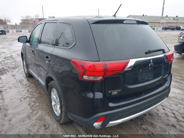 Продаж на аукціоні авто 2016 Mitsubishi Outlander Es, vin: JA4AZ2A33GZ600297, номер лоту: 12561802