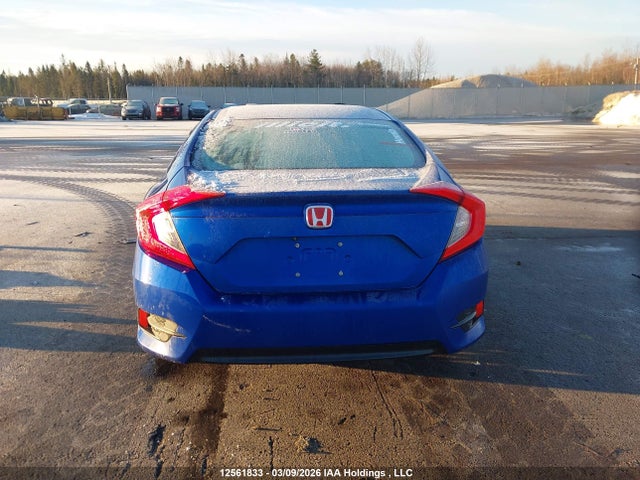 Продажа на аукционе авто 2018 Honda Civic Lx, vin: 2HGFC2E51JH023626, номер лота: 12561833