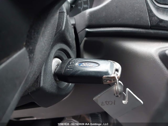 12561835 :رقم المزاد ، 1FTYE1Y82MKA24962 vin ، 2021 Ford Transit T-150 مزاد بيع