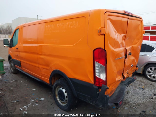 12561835 :رقم المزاد ، 1FTYE1Y82MKA24962 vin ، 2021 Ford Transit T-150 مزاد بيع