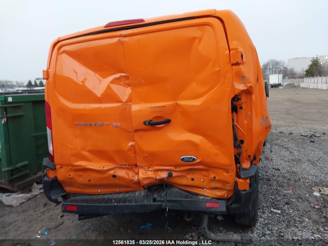 12561835 :رقم المزاد ، 1FTYE1Y82MKA24962 vin ، 2021 Ford Transit T-150 مزاد بيع