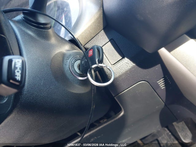 Продажа на аукционе авто 2015 Toyota Rav4 Le, vin: 2T3BFREV8FW327041, номер лота: 12561837