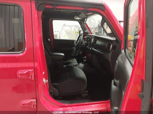1C4HJXDN6KW650983 Jeep Wrangler Unlimited Sport