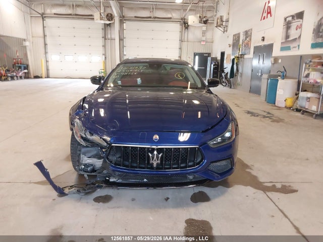 Aukcja sprzedaży 2023 Maserati Ghibli Modena Q4, vin: ZAM57YTM8PX411738, numer aukcji: 12561857