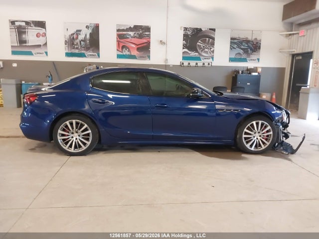 Aukcja sprzedaży 2023 Maserati Ghibli Modena Q4, vin: ZAM57YTM8PX411738, numer aukcji: 12561857