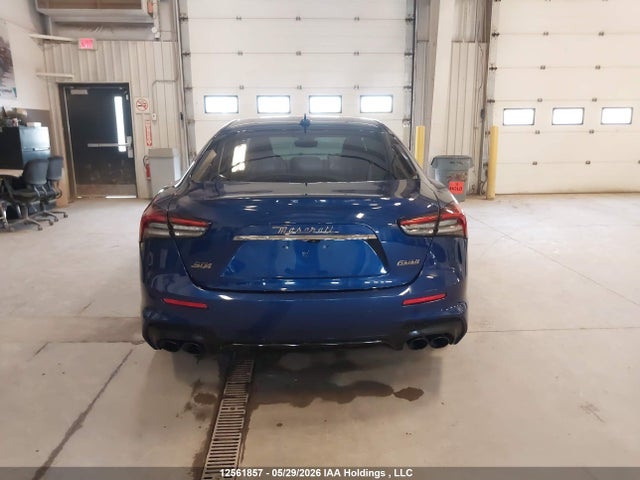 Aukcja sprzedaży 2023 Maserati Ghibli Modena Q4, vin: ZAM57YTM8PX411738, numer aukcji: 12561857