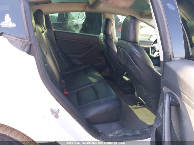 2022 Tesla Model 3 Rwd/standard Range მანქანა იყიდება აუქციონზე, vin: 5YJ3E1EA0NF233696, აუქციონის ნომერი: 12561866