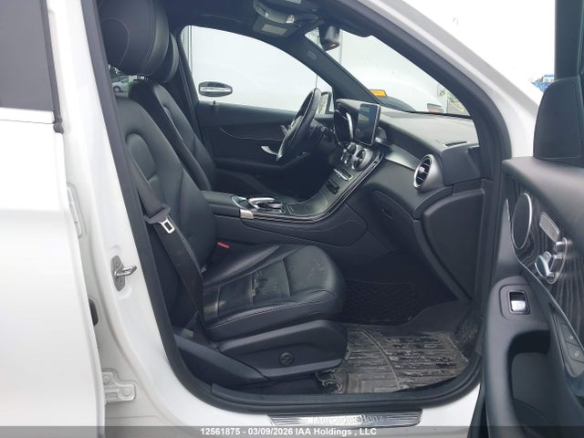 WDC0G4KB3JV048091 Mercedes-Benz Glc 300 4matic
