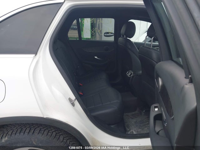 WDC0G4KB3JV048091 Mercedes-Benz Glc 300 4matic