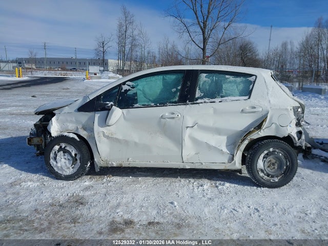 Toyota YARIS LE 2014 VNKKTUD32EA014762 Image 15