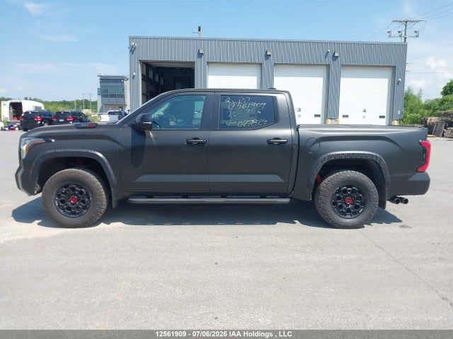 2023 Toyota Tundra Hybrid Limited მანქანა იყიდება აუქციონზე, vin: 5TFPC5DB3PX027824, აუქციონის ნომერი: 12561909