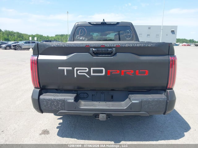 2023 Toyota Tundra Hybrid Limited მანქანა იყიდება აუქციონზე, vin: 5TFPC5DB3PX027824, აუქციონის ნომერი: 12561909