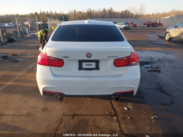 WBA3B9C59EF588775 BMW 3 Series 335i Xdrive