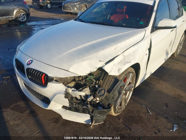 WBA3B9C59EF588775 BMW 3 Series 335i Xdrive