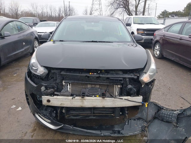 12561919 :رقم المزاد ، KNDCB3LCXJ5125381 vin ، 2018 Kia Niro L مزاد بيع