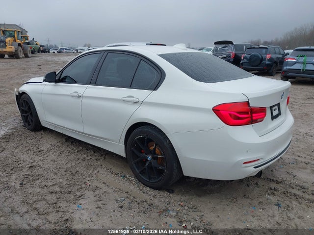 Aukcja sprzedaży 2016 Bmw 320i Xdrive, vin: WBA8A3C56GK552137, numer aukcji: 12561925