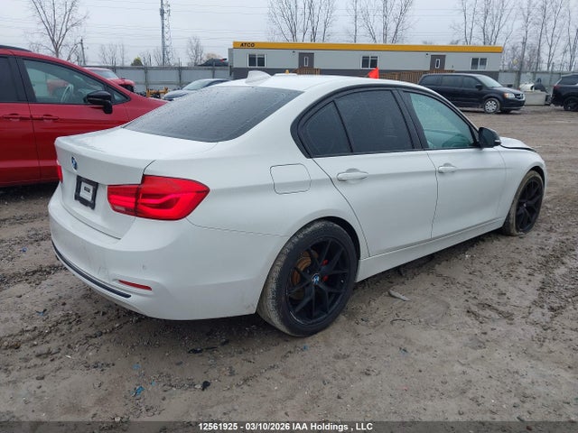 Aukcja sprzedaży 2016 Bmw 320i Xdrive, vin: WBA8A3C56GK552137, numer aukcji: 12561925