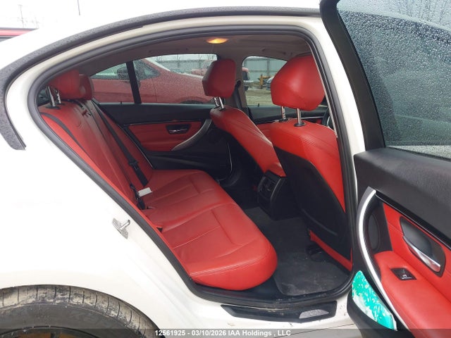 Aukcja sprzedaży 2016 Bmw 320i Xdrive, vin: WBA8A3C56GK552137, numer aukcji: 12561925