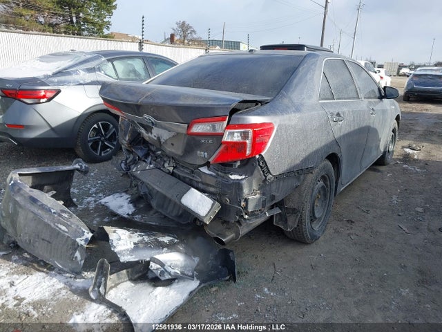12561936 :رقم المزاد ، 4T1BD1FK9EU112304 vin ، 2014 Toyota Camry Hybrid Xle مزاد بيع