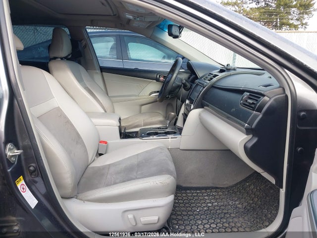 12561936 :رقم المزاد ، 4T1BD1FK9EU112304 vin ، 2014 Toyota Camry Hybrid Xle مزاد بيع