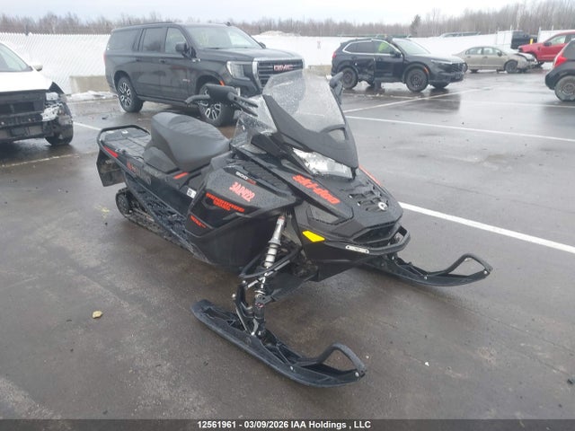12561961 :رقم المزاد ، 2BPSDRKA5KV000535 vin ، 2019 Skidoo  مزاد بيع