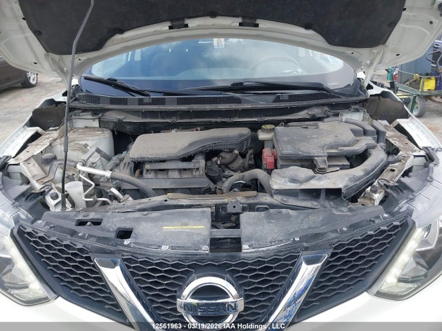 JN1BJ1CP5JW108815 Nissan Rogue Sport S/sv/sl