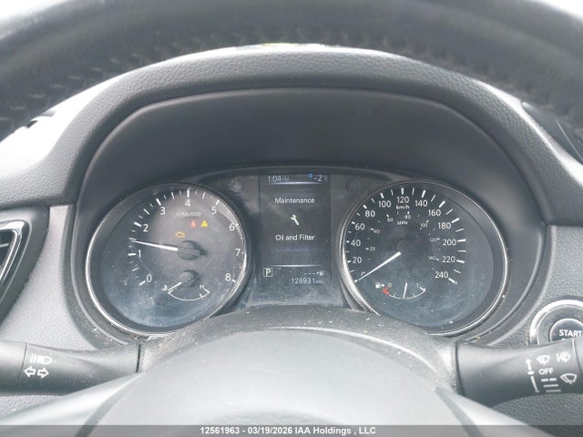 JN1BJ1CP5JW108815 Nissan Rogue Sport S/sv/sl