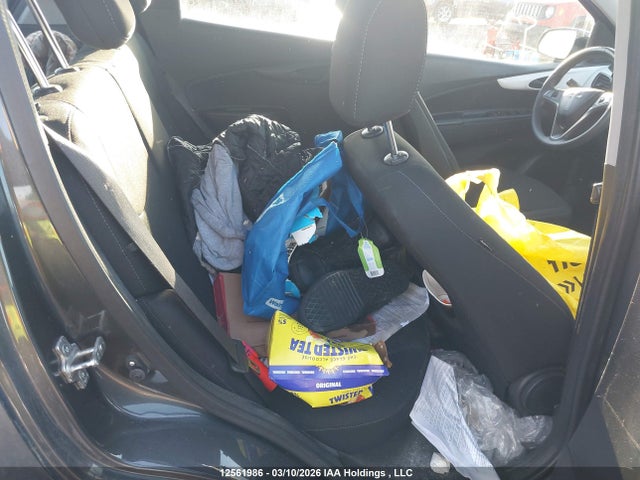 KL8CD6SA1HC800321 Chevrolet Spark 1lt Cvt